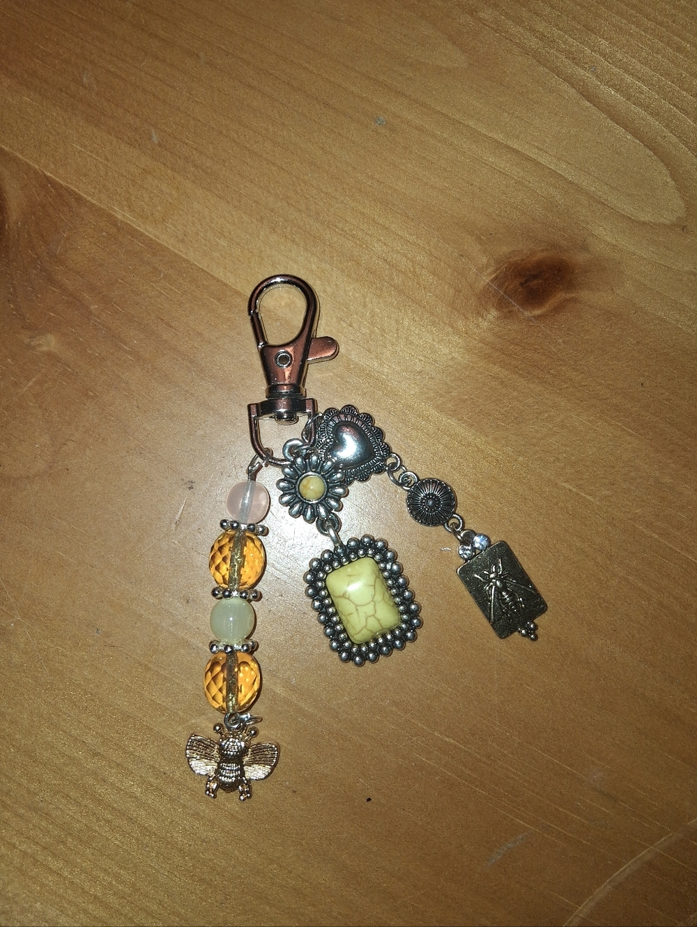 NWOT Yellow Honeybee Charm